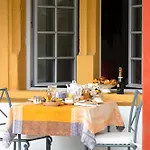 Chateau De Marnand - Duplex A La Ferme Apartment *